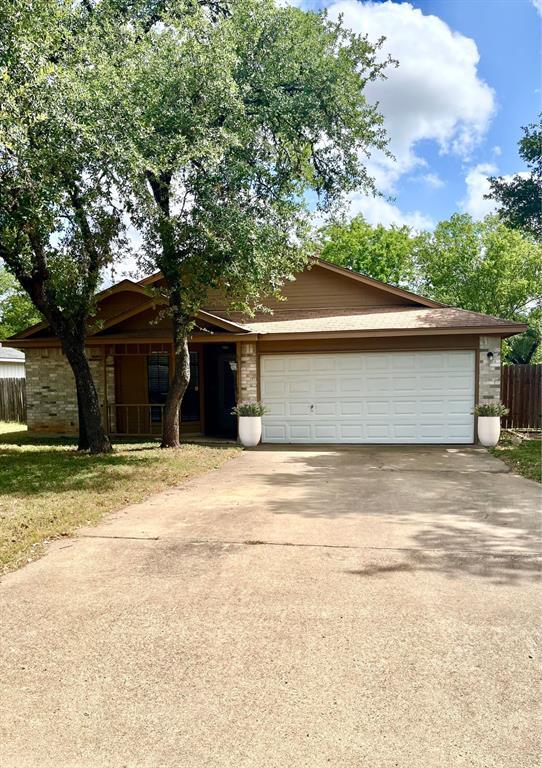 Primary Photo - 3902 Stonecroft Dr