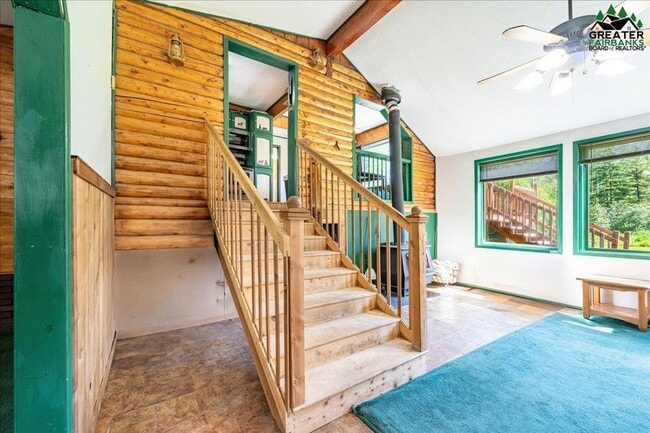 Foto del edificio - Century 21 Gold Rush - 2 bed, 1 bath (Fairbanks)