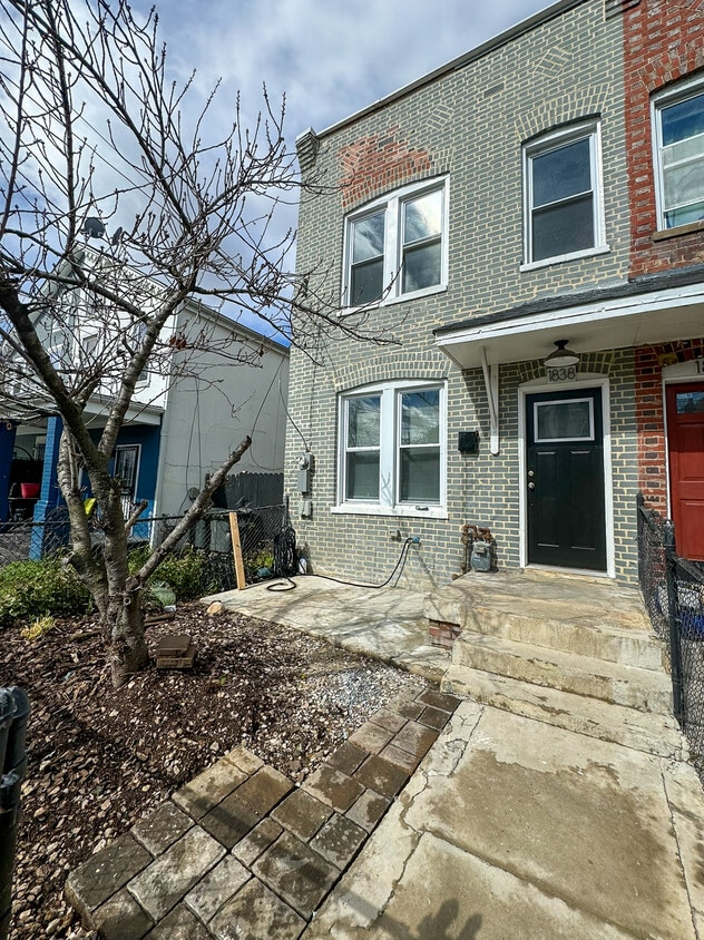 Photo - 1838 Capitol Ave NE (Washington, DC)
