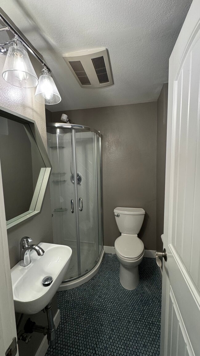 Foto del edificio - 505 Mt Hood Dr SW