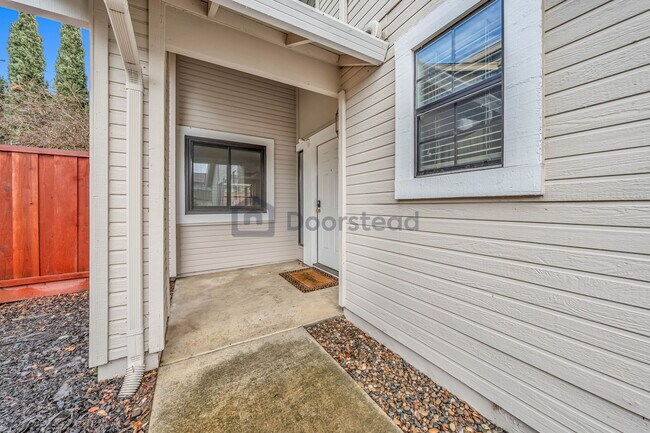 Building Photo - 1821 Sinclair Dr