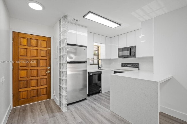 Foto del edificio - 12035 SW 18th St