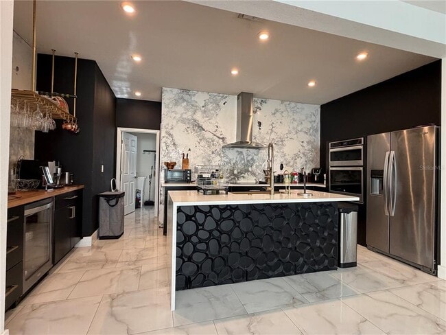 Foto del edificio - 2422 Riverbank Cv