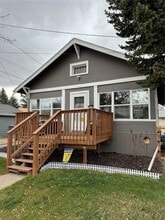 Building Photo - 712 19th St N