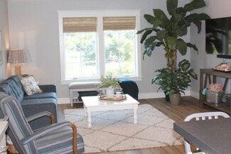Building Photo - 27593 High Vista Dr