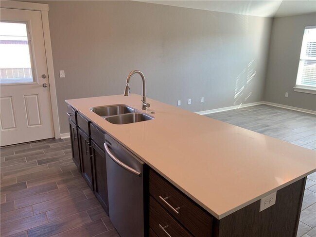 Foto del edificio - 501 W Weymouth