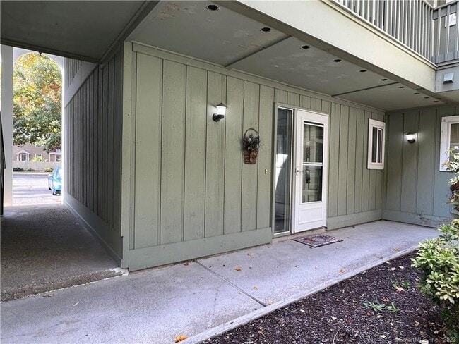 Building Photo - 66 Nashville Rd