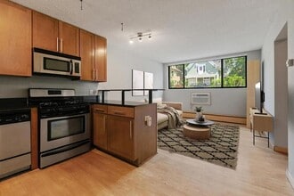 Building Photo - 2530 1st Ave S