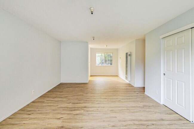 Photo - 1803 Sausal St Apartment