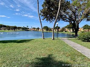 Foto principal - 8500 NW 8th St