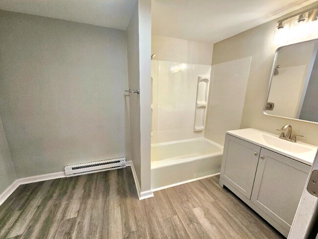 Foto del edificio - 100 Nanticoke Ave