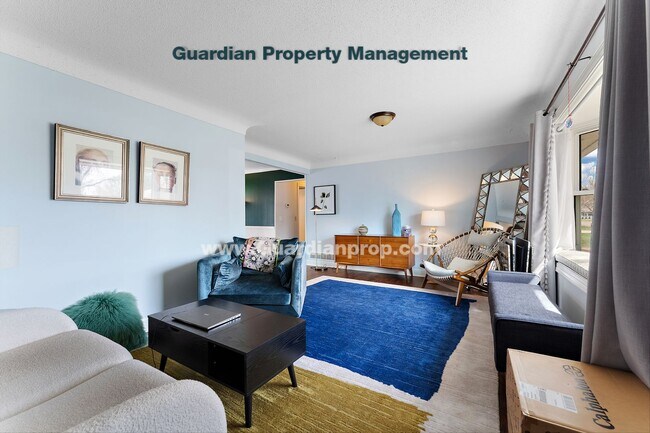 Foto del edificio - Move-in Special! Crystal Single Family Home, Fenced Yard, 2 Car Garage, Avail March