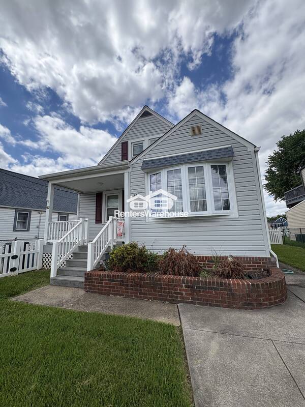 Foto del edificio - 543 Bayside Dr