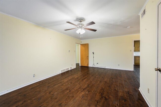 Foto del edificio - 2726 Crest Ridge Dr