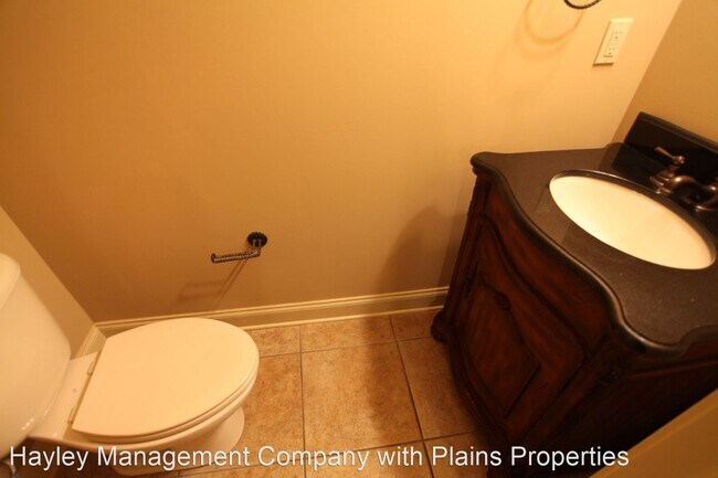 Building Photo - 3 br, 3.5 bath House - 1074 Runningvine Lane