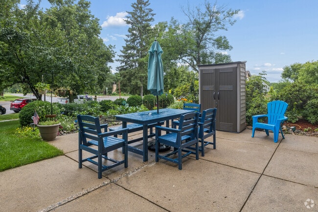Community Room - Patio and Community Garden - Como by the Lake Senior Apartments