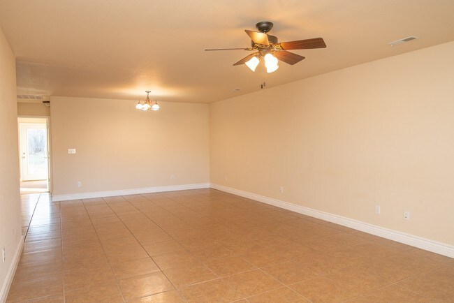Foto del edificio - 195 Rylee Cir