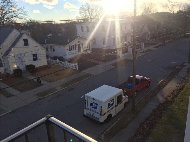 Foto del edificio - 75 Naples Ave