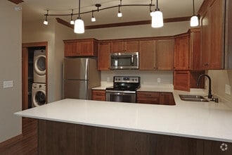 2 BD, 2 BTH - 980 SQ FT - Kitchen - Conifer Ridge Apartments