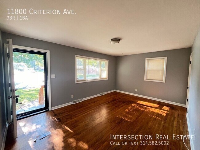 Foto del edificio - 11800 Criterion Ave