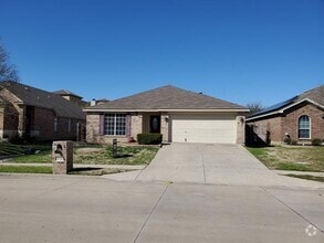 Building Photo - 5216 Sioux Creek Ln