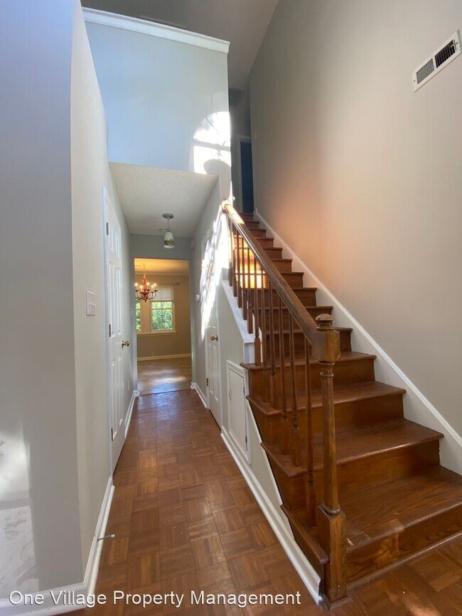 Foto del edificio - 3 br, 2.5 bath House - 16 Meadowcrest Dr