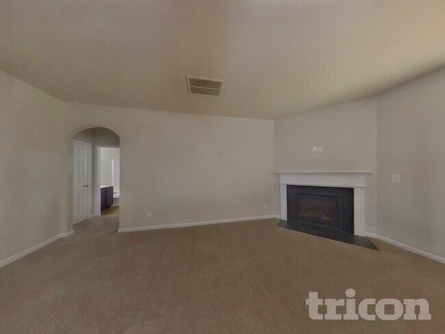 Foto del edificio - 64 Ledford Way