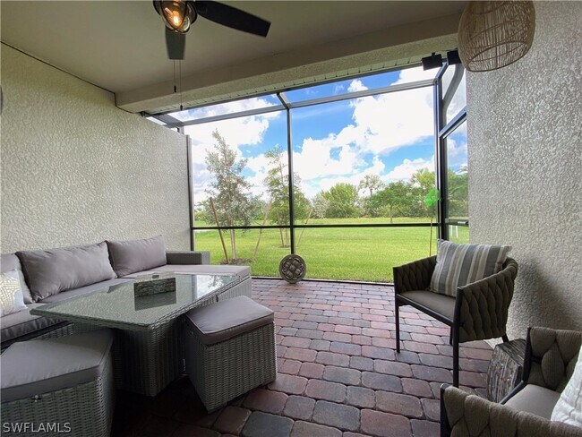 Foto del edificio - 14639 Edgewater Cir