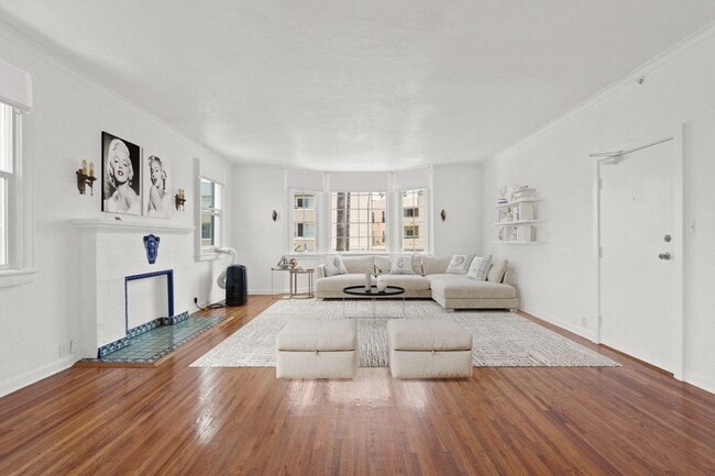 Building Photo - Gramercy Apartments