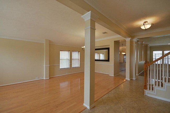 Building Photo - 14427 Castle Cove Ln
