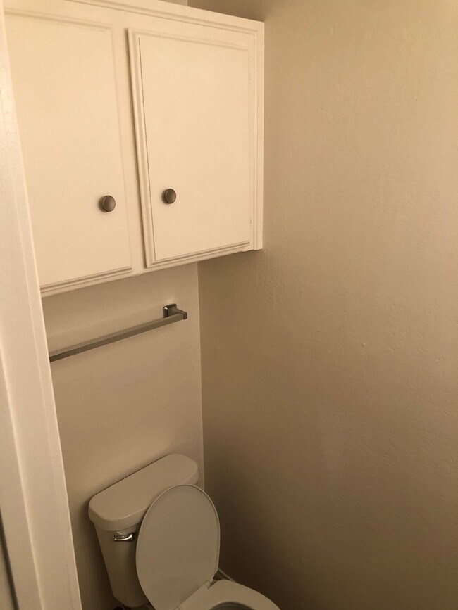 Foto del edificio - 2713 Cornell St