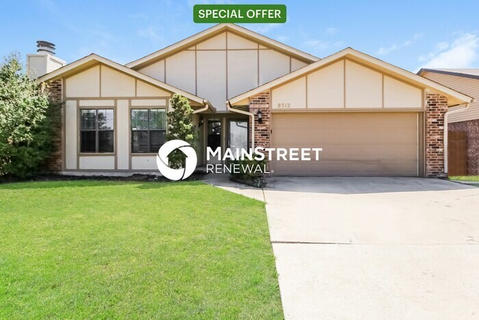 Foto principal - 3 Bedroom Pet-Friendly Home in Oklahoma Ci...
