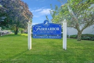 Building Photo - 142 Fair Harbor Dr