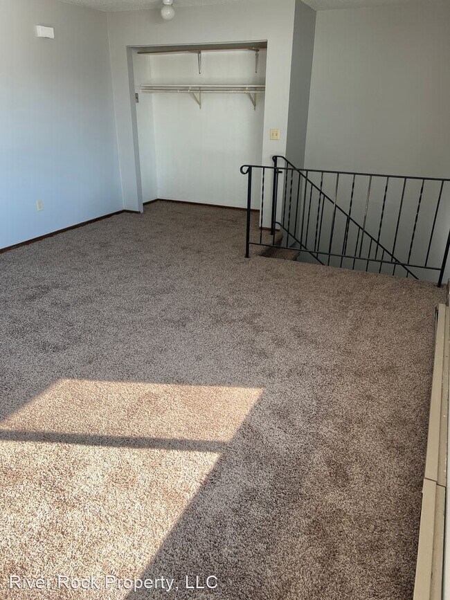 2 br, 1 bath House 802 11th Street NW House for Rent in Valley City, ND