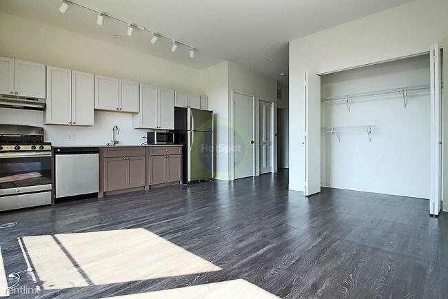 Foto del edificio - 1500 W Chicago Ave