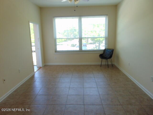 Foto del edificio - 7990 Baymeadows Cir E