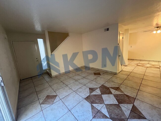 Building Photo - 1709 Blackoak Dr
