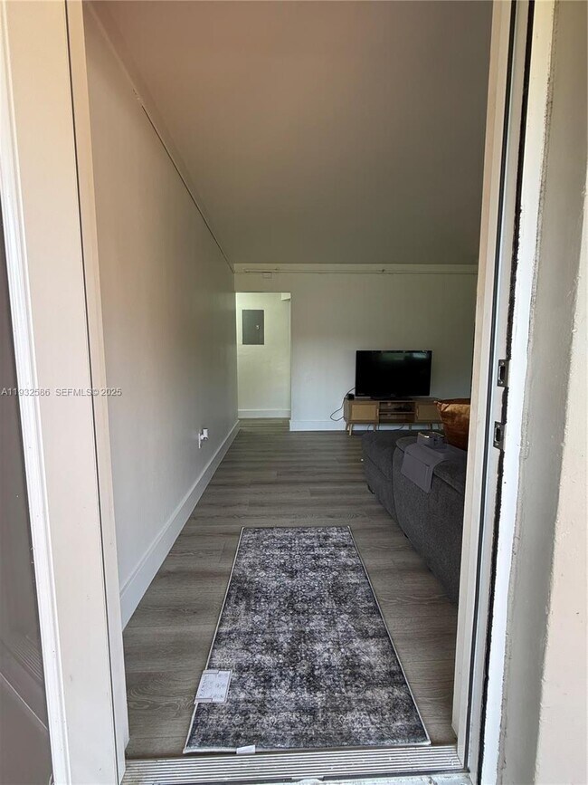 Foto del edificio - 2706 Montego Dr