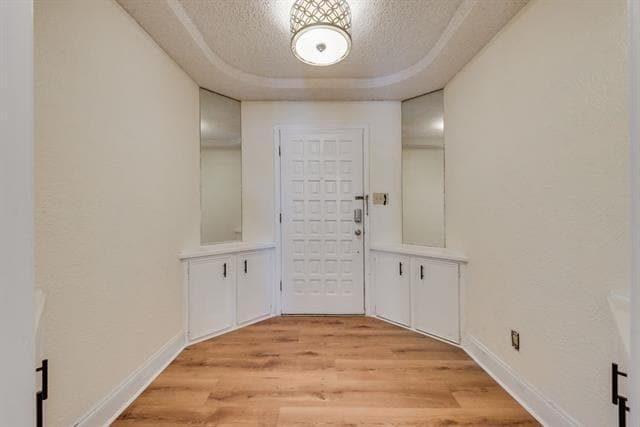Building Photo - 2119 Wilson Dr