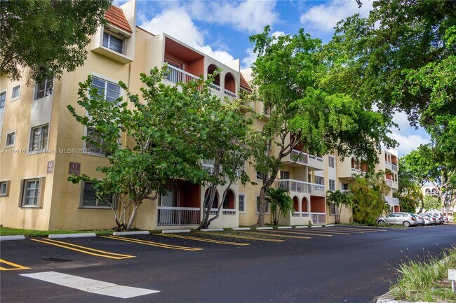 Foto del edificio - 7845 Camino Real