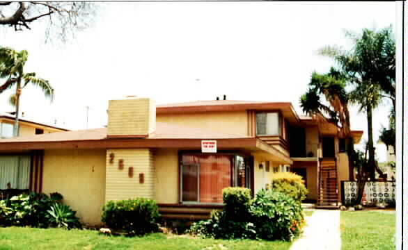 Primary Photo - 2508 W El Segundo Blvd