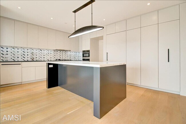 Foto del edificio - 5 br, 4.5 bath House - 4524 25th St