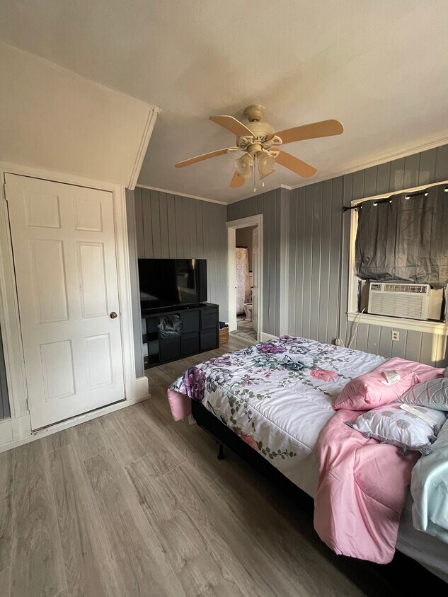 Foto principal - 2696 Cherokee Ave