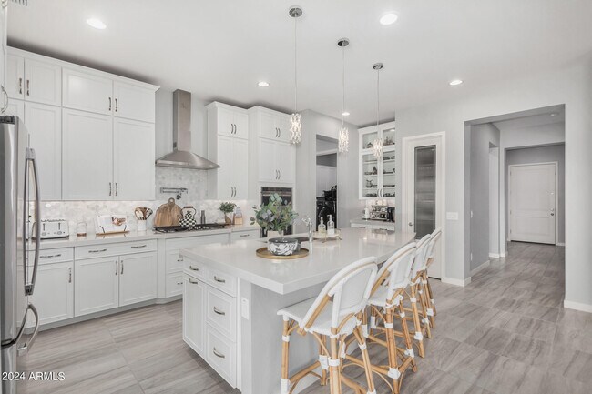 Foto del edificio - 41267 W Sussex Dr