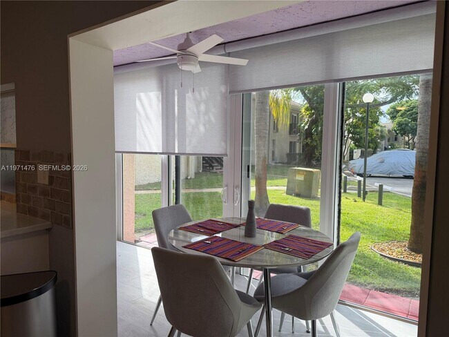 Foto del edificio - 5270 NE 6th Ave