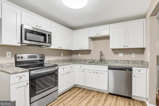 Building Photo - 6433 Boyett Dr NW