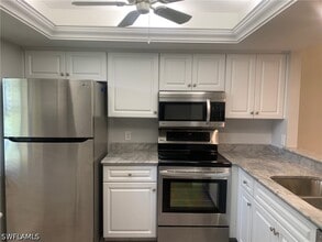 Building Photo - 8715 Charter Club Cir