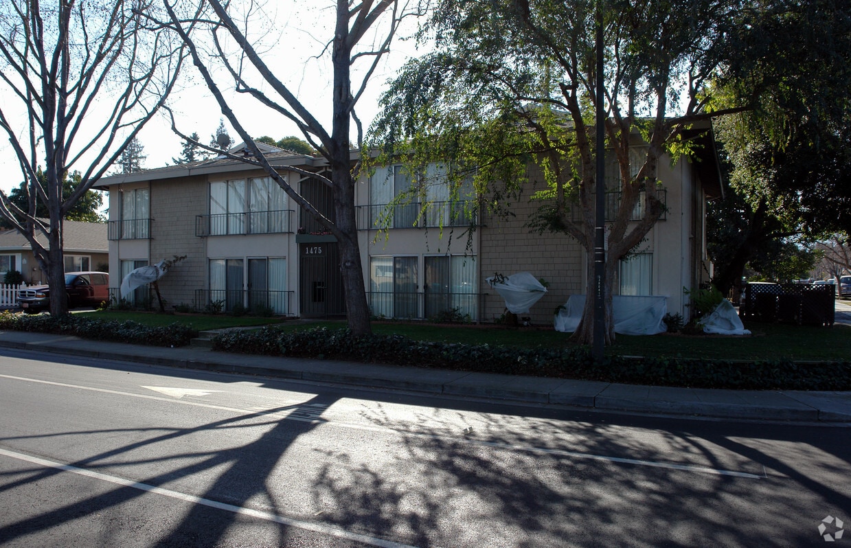 Building Photo - 1475 California St