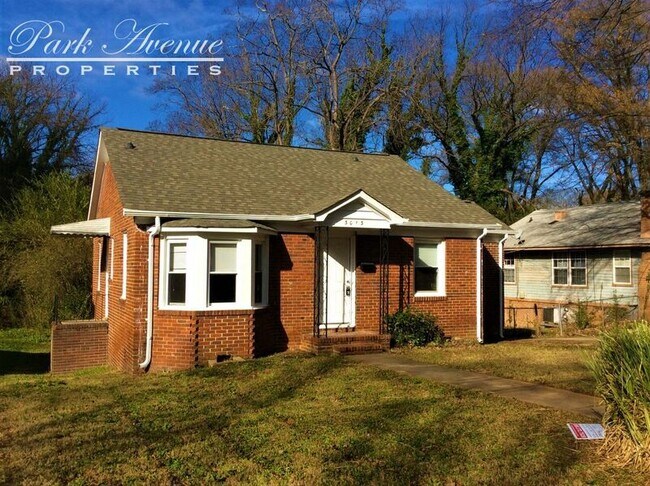 Building Photo - 3013 Rush Ave