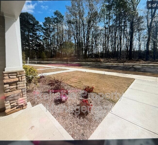 Building Photo - 6407 Granite Quarry Dr